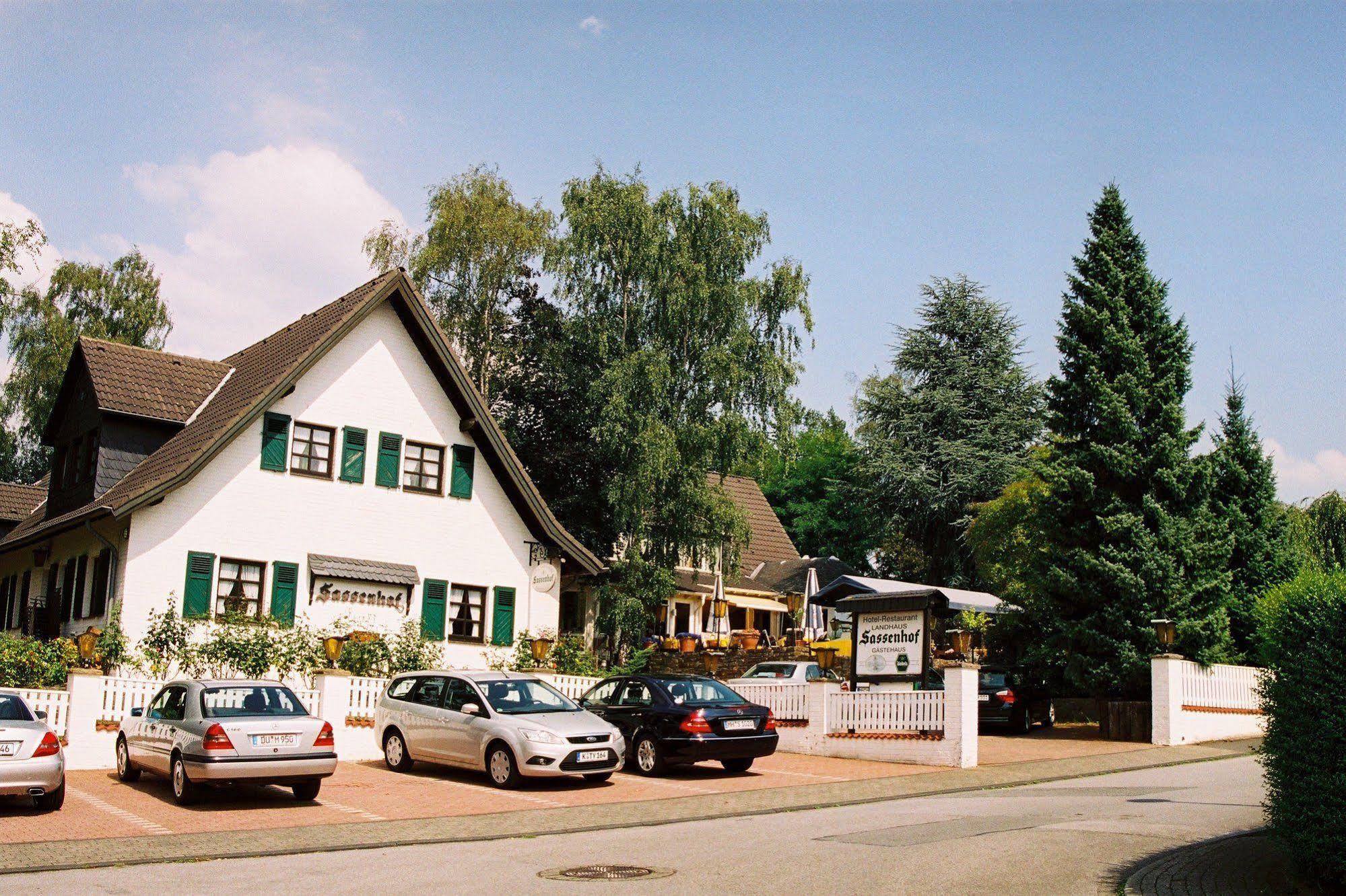 Landhaus Sassenhof Mülheim an der Ruhr Esterno foto
